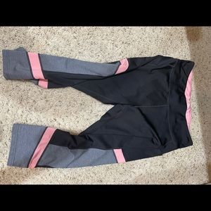 Tek-gear Capri leggings.